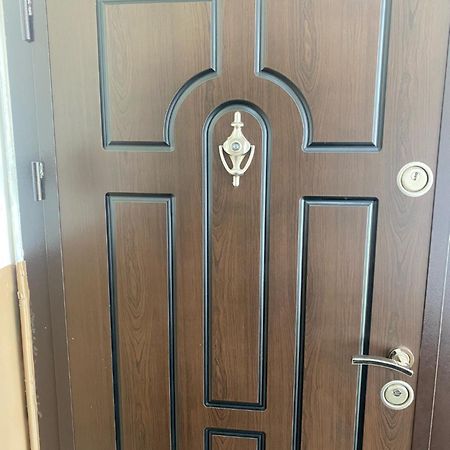 Уютен Апартамент Вергиния Apartment Razgrad ภายนอก รูปภาพ