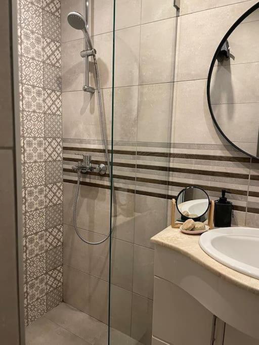 Уютен Апартамент Вергиния Apartment Razgrad ภายนอก รูปภาพ